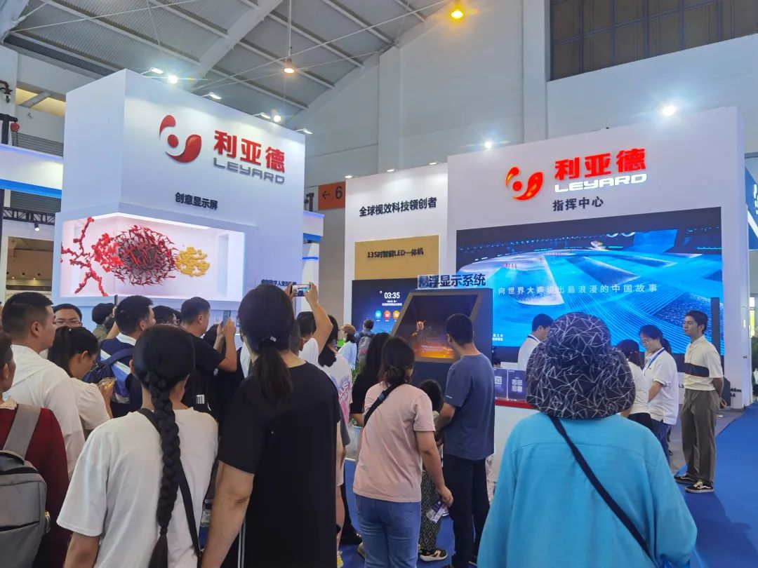 惊艳亮相南博会 | amjs澳金沙门打造视觉盛宴