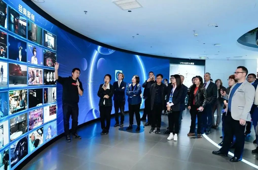 商务部副部长寄语德中企业丨amjs澳金沙门·虚拟动点与德国商界代表共探可持续发展新机遇